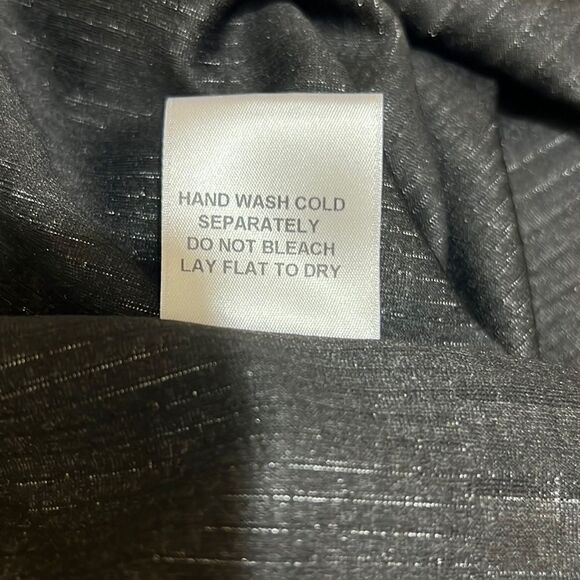 Slinky Brand top slinky asymmetrical paisley black red gold 1X FIRM on PRICE - Picture 8 of 8